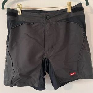 NWT Louis Garneau Women’s Santa Cruz Cycling Shorts 2 Padded Black Medium